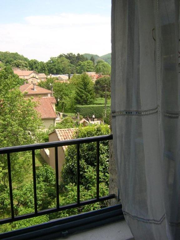 Bed and Breakfast Mas Casta Néa Thueyts Exterior foto